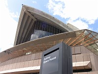  Sydney Opera House