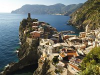  looking down on Vernazza from the path to the south - early afternoon