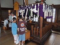  The shrine on the top floor of Himeji Castle