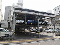  Such car park structures are common all over Japan