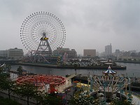  View of the giant ferris wheel at Yokohama, unfortunately there was a lot of rain, so I didn't take many photos