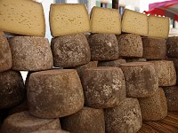  Cheeses - exploring the market in Castellane.