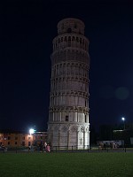  The famous leaning tower of Pisa by night.