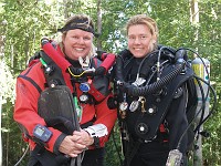  Jill and Irene prior to a dive at Ginnie Springs